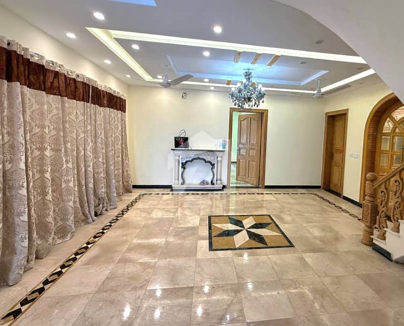 Beautiful Luxurious 4 Bedroom House — photo 4