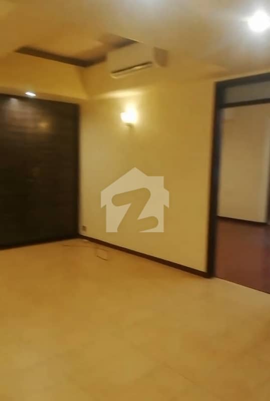 3 Bed Luxury Apartment — Silver Oaks Apartments — photo 2