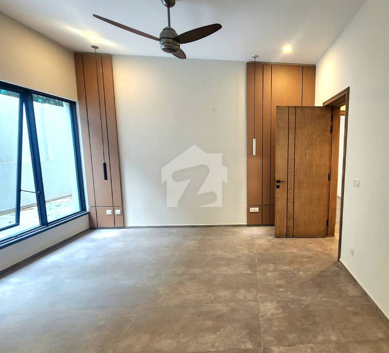 700 Sq Yd Brand New Triple Storey Designer Luxury House