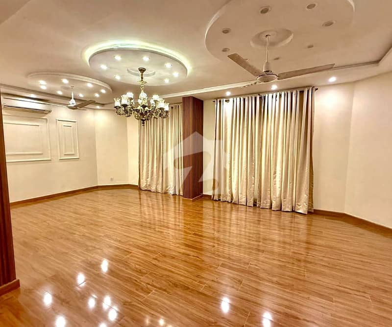 Beautiful Luxurious 4 Bedroom House — photo 2