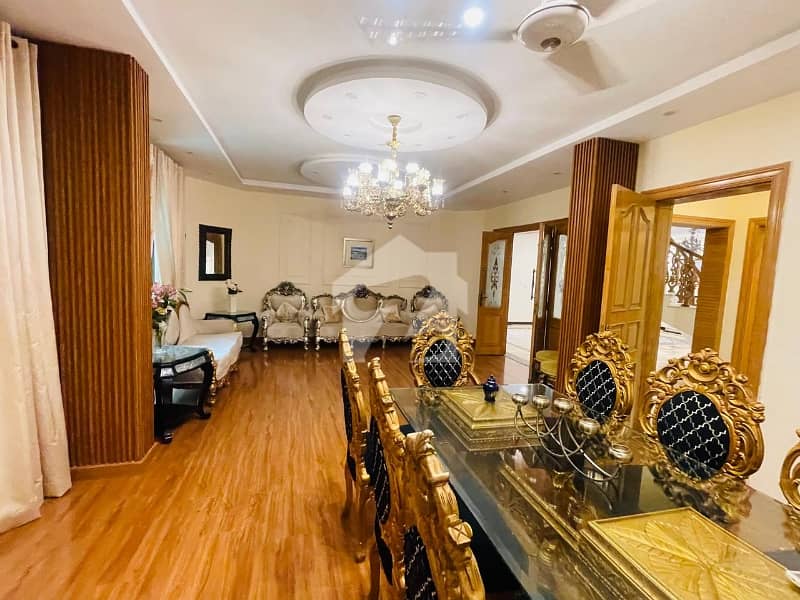 Beautiful Luxurious 4 Bedroom Renovated House