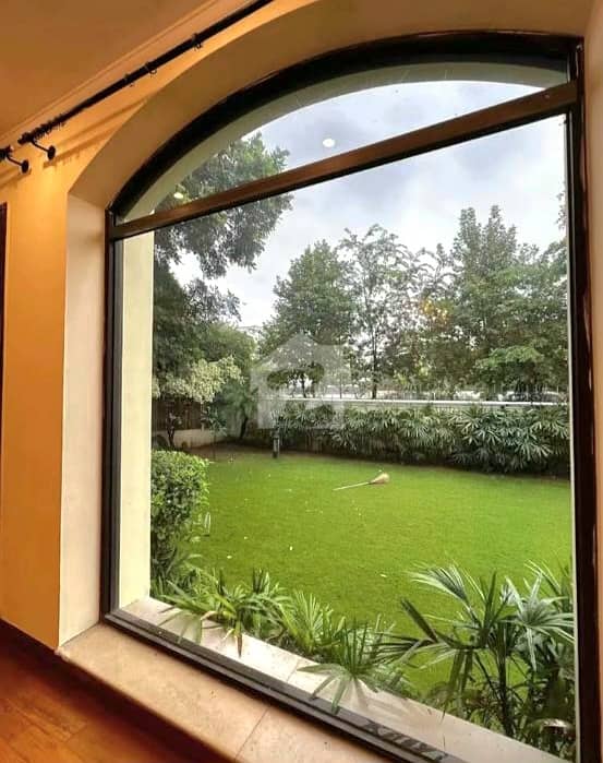 Beautiful Margalla Facing 7 Bedroom House — photo 3