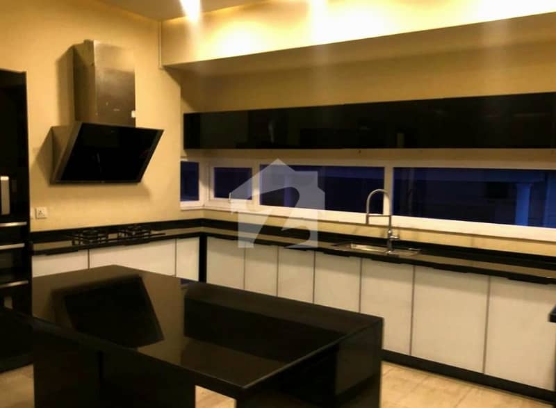 Brand New Luxury 6 Bedroom House — photo 4