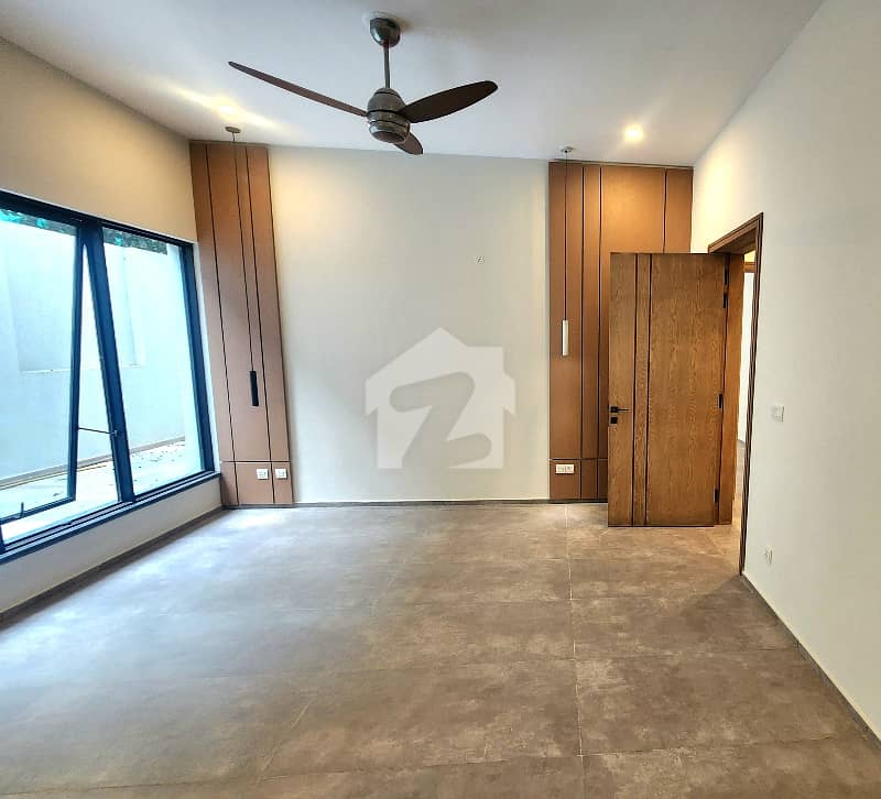 Brand New Luxury 8 Bedroom House — photo 3