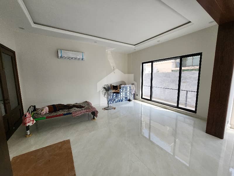 Brand New Luxury 7 Bedroom House — photo 2