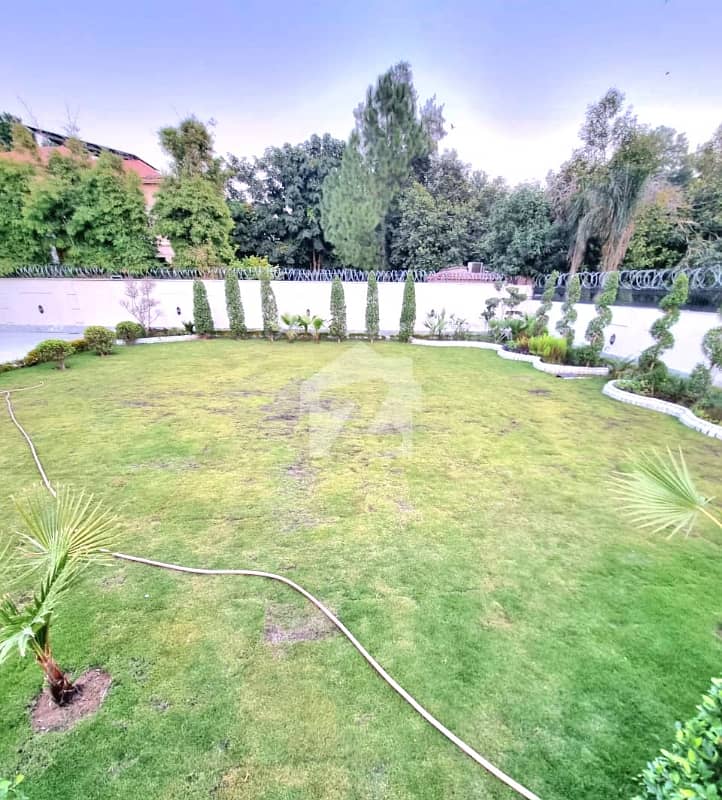4 Kanal Luxurious Renovated House — 8 Bedrooms, Big Lawn — photo 2