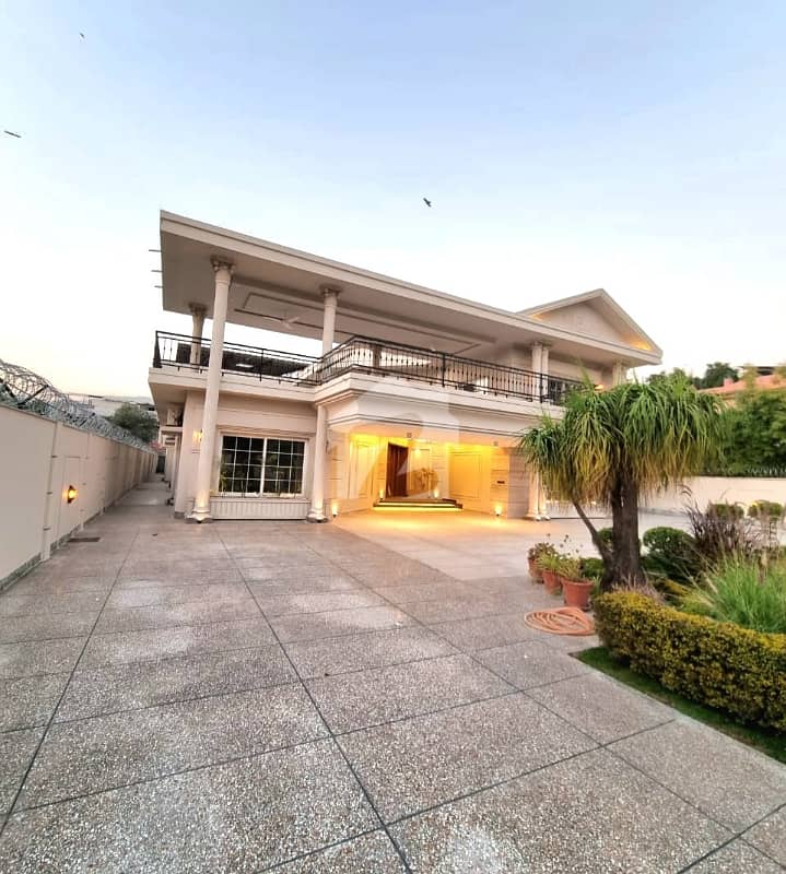 4 Kanal Luxurious Renovated House — 8 Bedrooms, Big Lawn — photo 4
